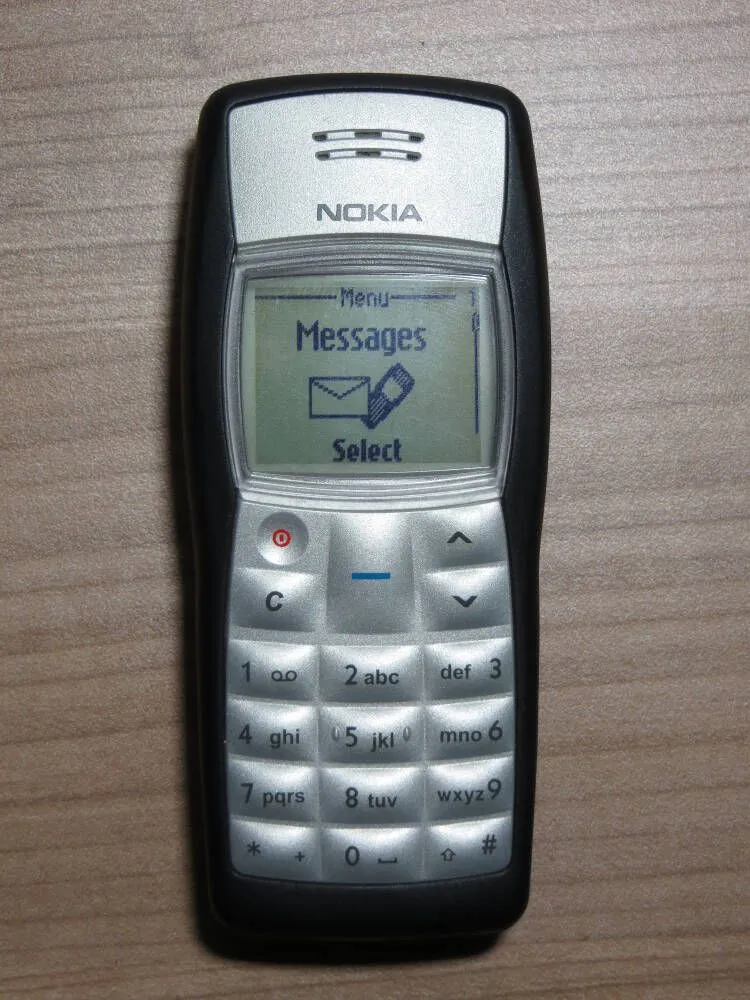 Parte trasera Nokia 1100