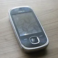 Nokia 7230