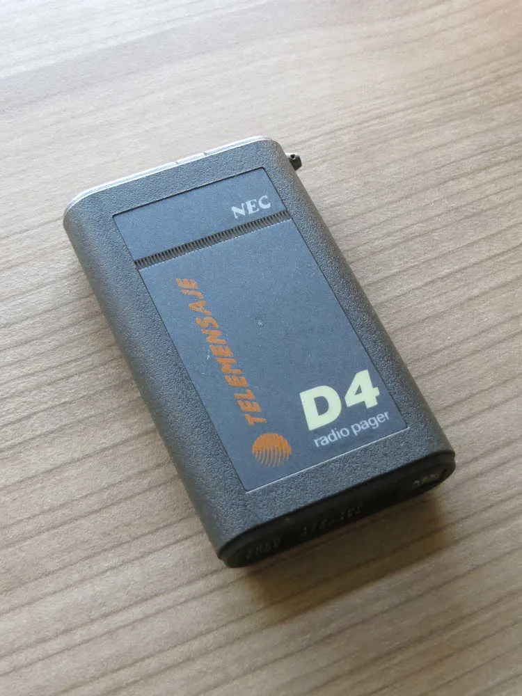 NEC D4