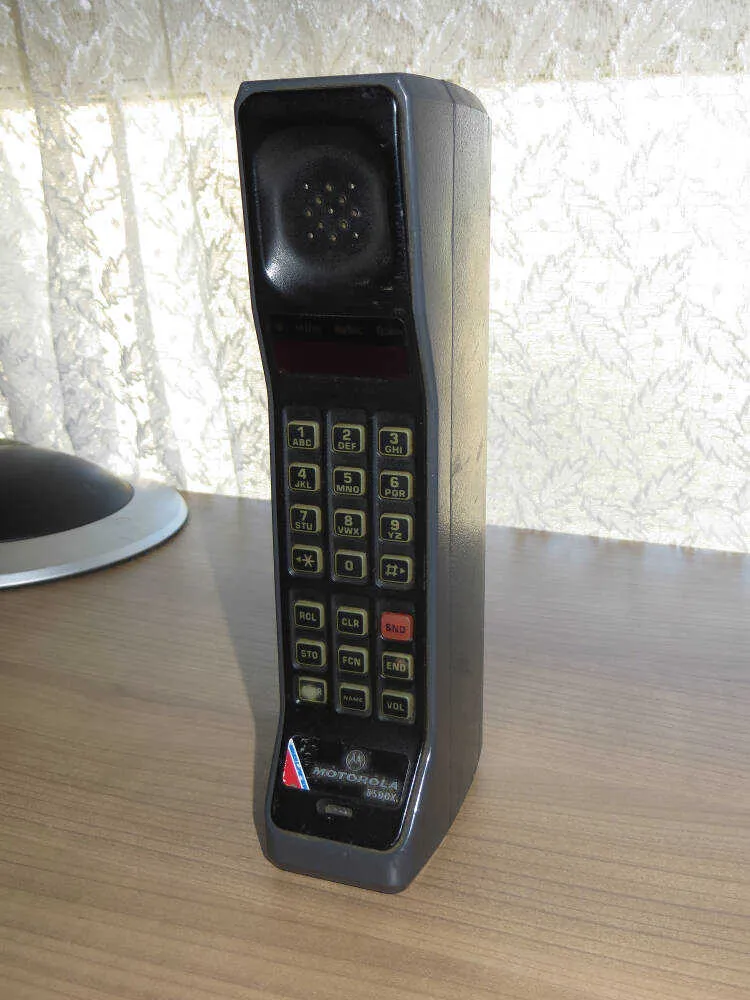 Motorola DynaTAC 8500X