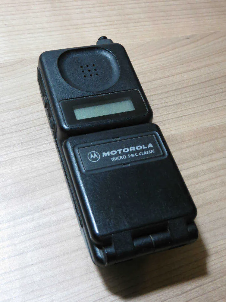 Motorola MicroTAC Classic